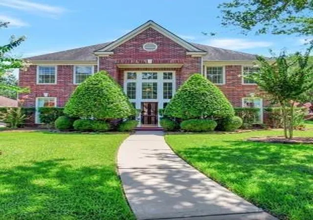 Photo 1 of Single family home for sale at 2021 Lauren Lake Dr, League City, TX 77573 | MLS# 11432731 | Listing updated on 2026-10-13