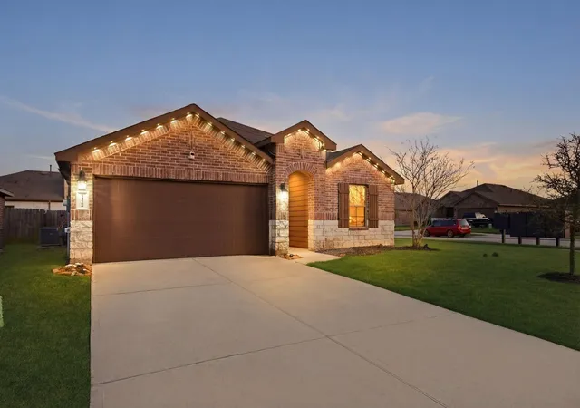 Photo 2 of Single family home for sale at 11225 34th Avenue N, Texas City, TX 77591 | MLS# 9744810 | Listing updated on 2026-10-09