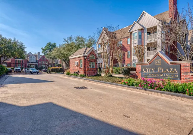 Condo for sale at 1330 Old Spanish Trl #7307, Houston, TX 77054 | MLS# 86358267