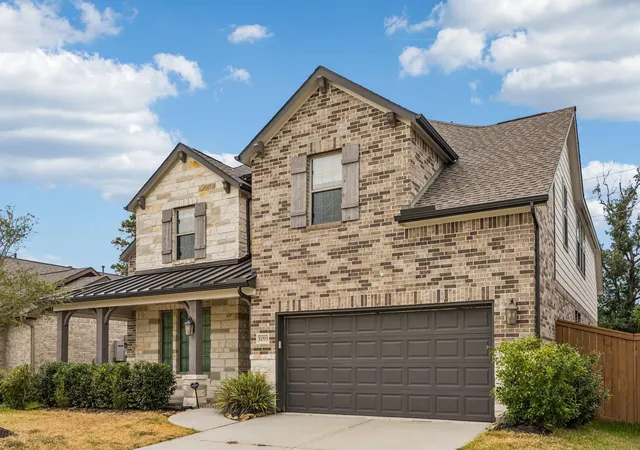 Photo 2 of Single family home for sale at 12515 Tullich Run Dr, Humble, TX 77346 | MLS# 18650807 | Listing updated on 2026-09-17