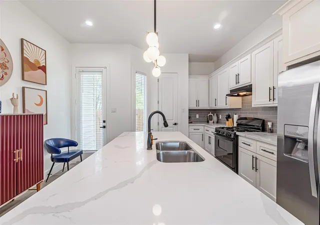 Photo 3 of Single family home for sale at 1273 Dewalt St, Houston, TX 77088 | MLS# 37205980 | Listing updated on 2026-09-05