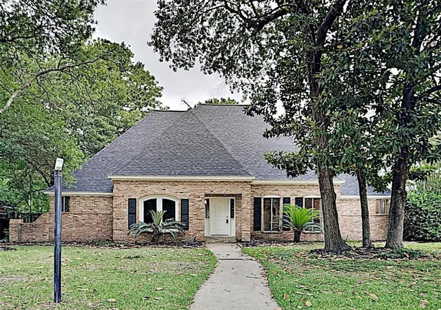 Photo 1 of Single family home for sale at 1102 Baffin Ln, Houston, TX 77090 | MLS# 68867407 | Listing updated on 2026-09-02