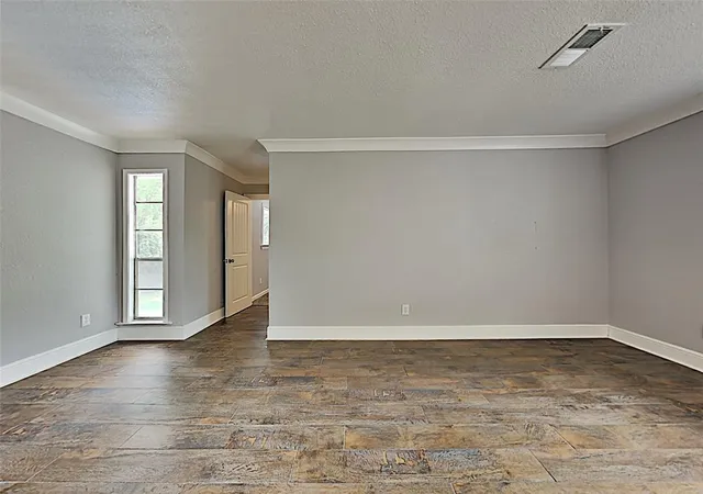 Photo 3 of Single family home for sale at 1102 Baffin Ln, Houston, TX 77090 | MLS# 68867407 | Listing updated on 2026-09-02