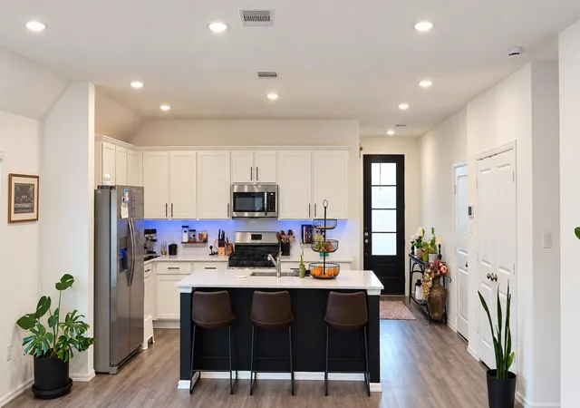 Photo 4 of Single family home for sale at 2916 Eden Lake Ln, Katy, TX 77493 | MLS# 37199119 | Listing updated on 2026-10-10