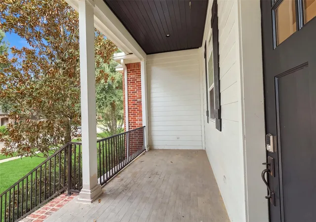 Photo 2 of Single family home for sale at 16017 Kube Ct, Jersey Village, TX 77040 | MLS# 95243598 | Listing updated on 2026-09-23