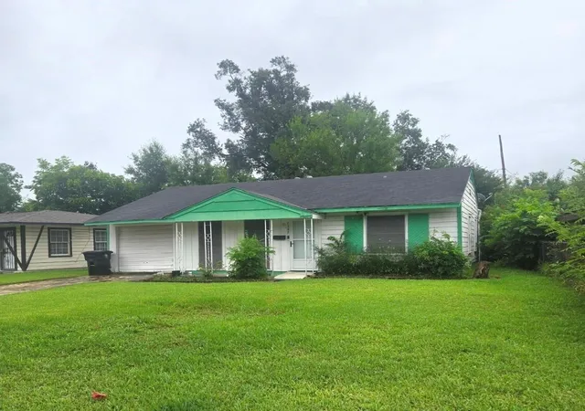 Single family home for sale at 7347 Okinawa Rd, Houston, TX 77033 | MLS# 88703258