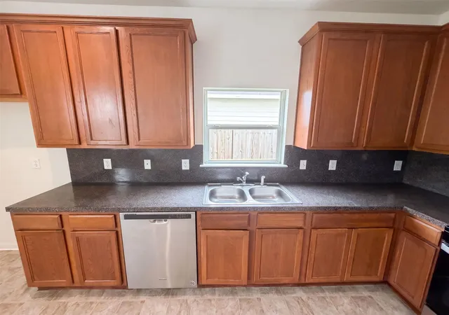 Photo 3 of Single family home for sale at 15019 Silhouette Ridge Dr, Humble, TX 77396 | MLS# 24757026 | Listing updated on 2026-09-19