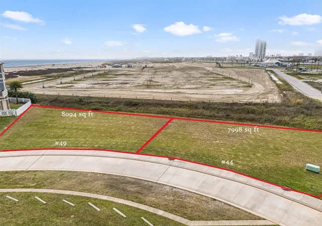 Photo 4 of Land for sale at 49 Grand Beach Blvd, Galveston, TX 77550 | MLS# 24239116 | Listing updated on 2026-09-05