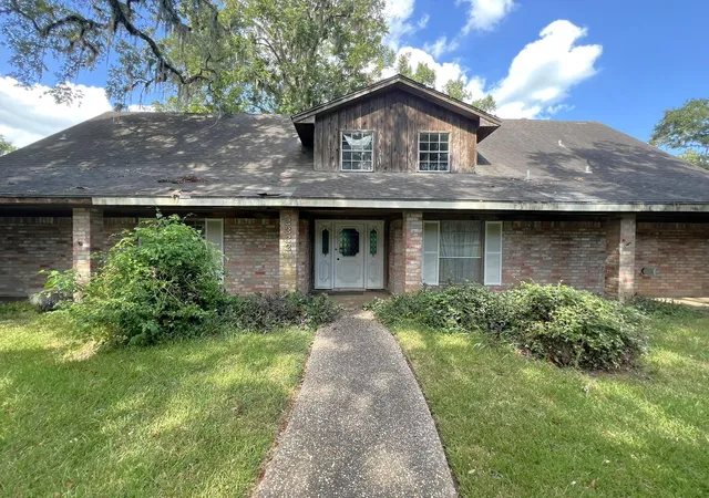 Photo 1 of Single family home for sale at 2323 Olympia Dr, West Columbia, TX 77486 | MLS# 23986478 | Listing updated on 2026-09-10