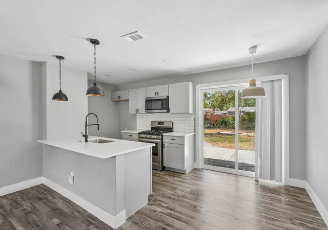 Photo 3 of Single family home for sale at 4507 Hyde Park Dr, Mesquite, TX 75150 | MLS# 96198768 | Listing updated on 2026-09-19