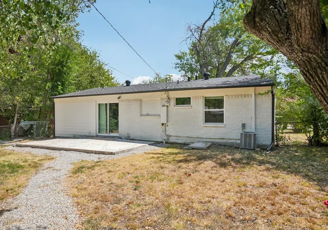 Photo 4 of Single family home for sale at 4507 Hyde Park Dr, Mesquite, TX 75150 | MLS# 96198768 | Listing updated on 2026-09-19