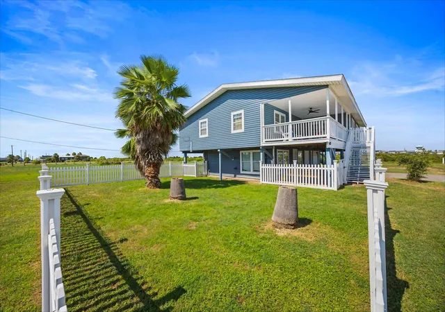 Photo 3 of Single family home for sale at 4023 1st Street, Galveston, TX 77554 | MLS# 80201137 | Listing updated on 2026-09-02