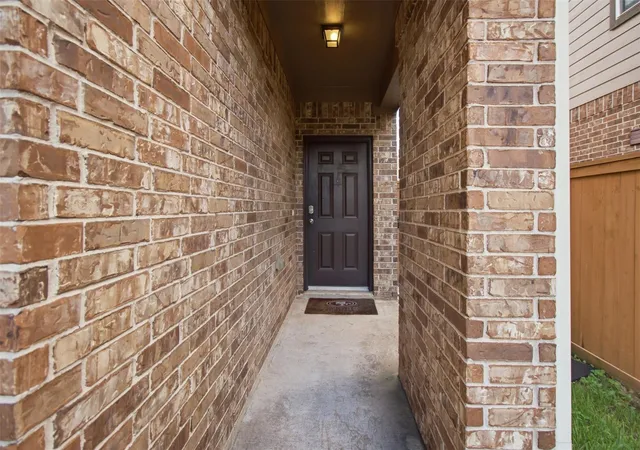 Photo 3 of Single family home for sale at 11315 Rossum Crk Dr, Humble, TX 77396 | MLS# 78777530 | Listing updated on 2026-09-18