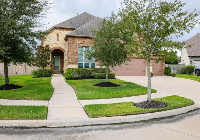 Photo 1 of Single family home for sale at 21011 Arden Park Dr, Richmond, TX 77407 | MLS# 31029865 | Listing updated on 2026-09-13