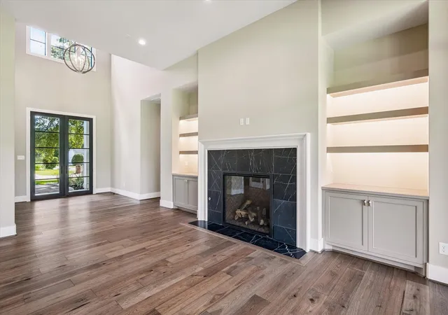Photo 4 of Single family home for sale at 14307 Bonney Brier Dr, Houston, TX 77069 | MLS# 39834002 | Listing updated on 2026-09-02
