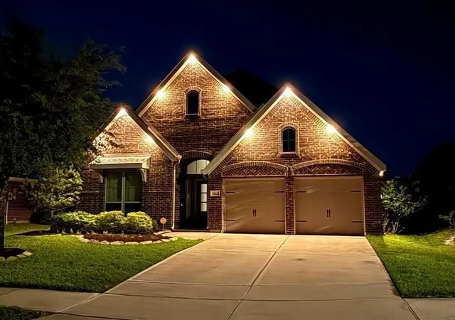 Photo 4 of Single family home for sale at 13622 Cyn Ranch Dr, Pearland, TX 77584 | MLS# 23426152 | Listing updated on 2026-10-06