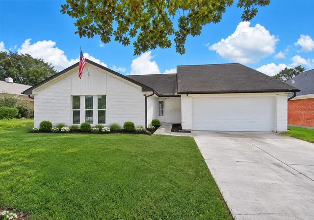 Photo 1 of Single family home for sale at 4014 Alshire Dr, Spring, TX 77373 | MLS# 31121877 | Listing updated on 2026-10-10