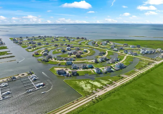 Photo 4 of Land for sale at 43 Shell Key, Hitchcock, TX 77563 | MLS# 40091905 | Listing updated on 2026-09-09