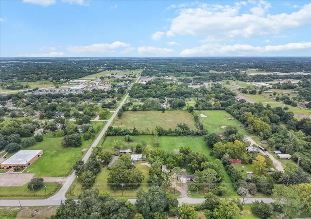 Photo 3 of Land for sale at Lot 2 Avenue S, Santa Fe, TX 77510 | MLS# 48321761 | Listing updated on 2026-09-23
