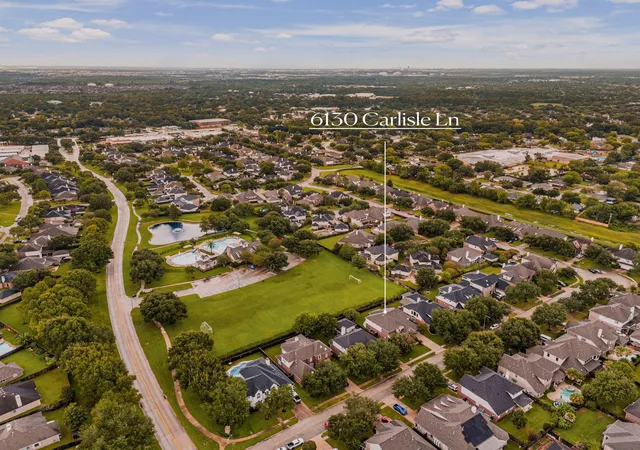 Photo 3 of Single family home for sale at 6130 Carlisle Ln, League City, TX 77573 | MLS# 9573849 | Listing updated on 2026-10-06