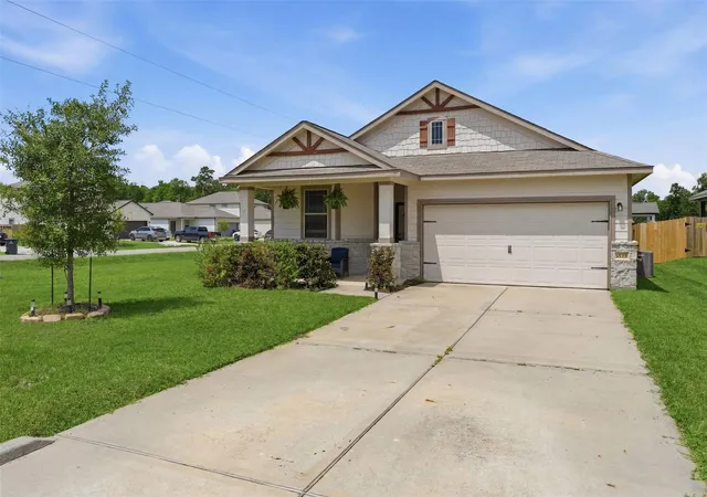Single family home for sale at 10924 Independence Rd, Cleveland, TX 77328 | MLS# 84004519