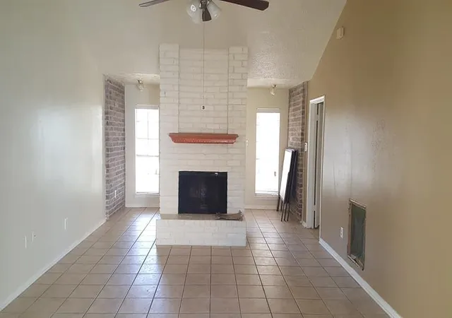 Photo 2 of Single family home for sale at 10423 Tenneco Dr, Houston, TX 77099 | MLS# 67848341 | Listing updated on 2026-09-11