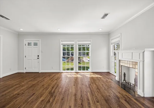 Photo 3 of Single family home for sale at 509 Gale St, Houston, TX 77009 | MLS# 21969416 | Listing updated on 2026-09-26