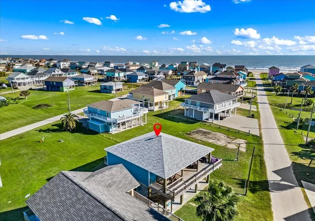 Photo 1 of Single family home for sale at 940 Driftwood Dr, Port Bolivar, TX 77650 | MLS# 94499753 | Listing updated on 2026-09-17