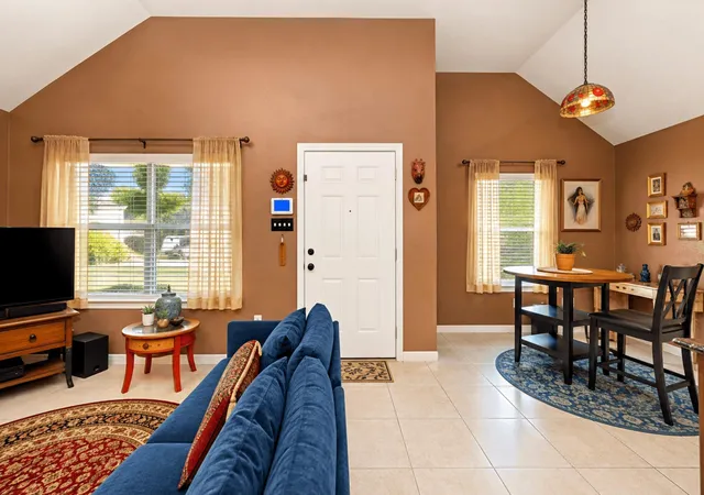 Photo 4 of Single family home for sale at 4318 Mckinley St, Houston, TX 77051 | MLS# 94722645 | Listing updated on 2026-09-23