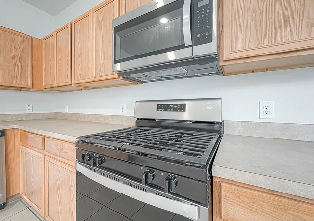 Photo 3 of Townhouse for sale at 23814 Single Oak St, Spring, TX 77373 | MLS# 43760192 | Listing updated on 2026-09-16