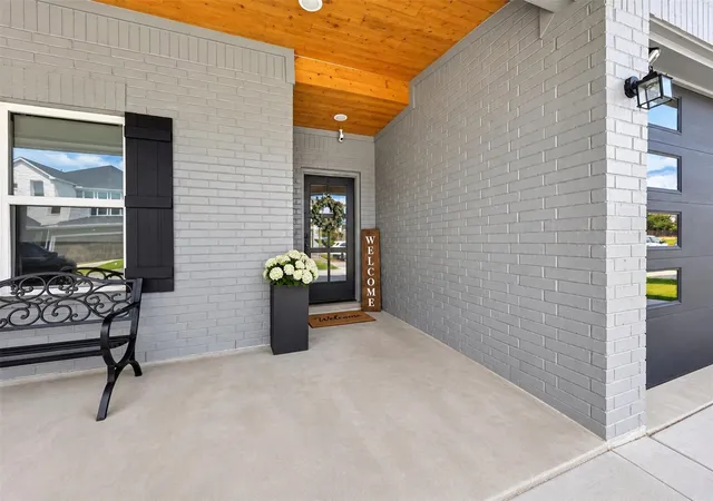 Photo 3 of Single family home for sale at 10737 S Lake Mist Ln, Willis, TX 77318 | MLS# 15249027 | Listing updated on 2026-09-14
