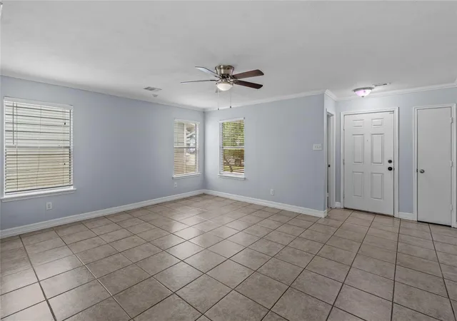 Photo 4 of Single family home for sale at 9915 Victoria Grv Ln, Houston, TX 77075 | MLS# 9937619 | Listing updated on 2026-09-04