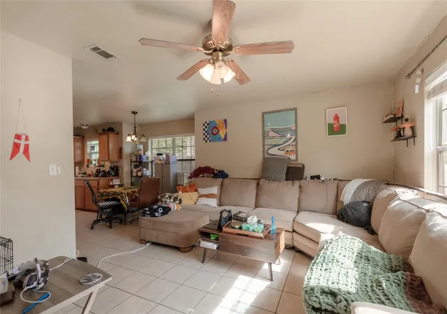 Listing Photo 5 - Condo for sale in building located at 104/106 Yegua Cir, Huntsville, TX 77340