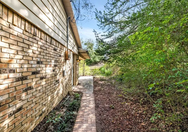 Photo 3 of Single family home for sale at 5209 Bucksnort Rd, Franklin, TX 77856 | MLS# 29842884 | Listing updated on 2026-09-14