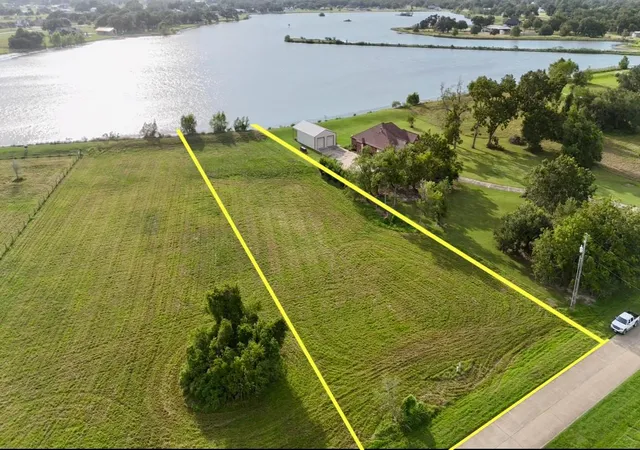 Photo 1 of Land for sale at 744 Wagon Wheel Trl, Angleton, TX 77515 | MLS# 41577860 | Listing updated on 2026-09-14
