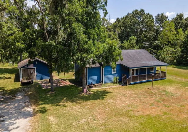 Photo 3 of Single family home for sale at 1995 Fm 522, West Columbia, TX 77486 | MLS# 86934998 | Listing updated on 2026-09-24