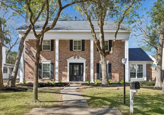 Photo 1 of Single family home for sale at 727 Langwood Dr, Houston, TX 77079 | MLS# 39780205 | Listing updated on 2026-09-04