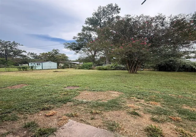 Photo 4 of Single family home for sale at 7220 Parker Rd, Houston, TX 77016 | MLS# 18099214 | Listing updated on 2026-09-11