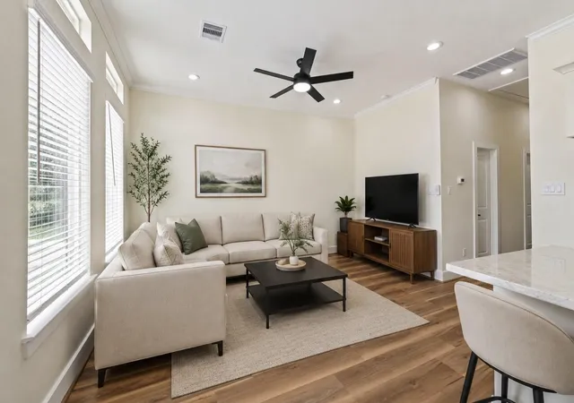 Photo 4 of Multi family home for sale at 8715 Edgar St, Houston, TX 77051 | MLS# 33215646 | Listing updated on 2026-09-06