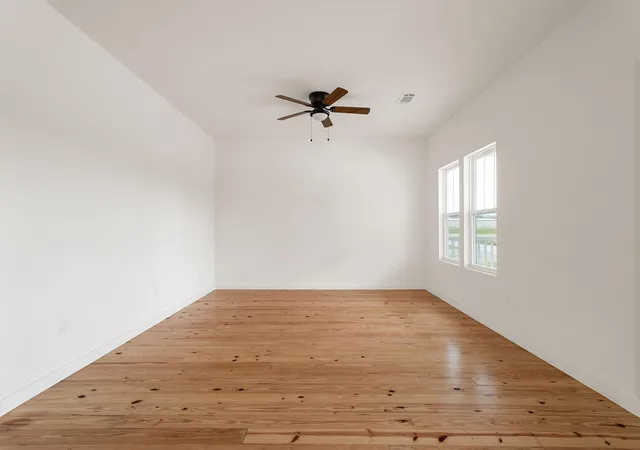 Photo 2 of Single family home for sale at 226/228 N Dixie St, Brenham, TX 77833 | MLS# 13014906 | Listing updated on 2026-09-03