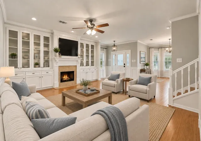 Photo 4 of Single family home for sale at 920 Grove Rd, Kemah, TX 77565 | MLS# 62378011 | Listing updated on 2026-10-08