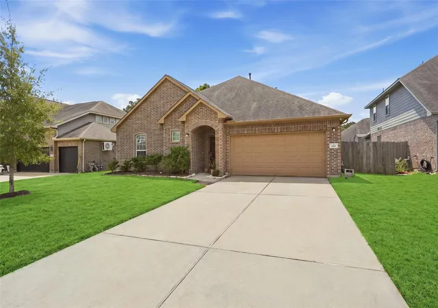 Photo 3 of Single family home for sale at 619 Yoke Dr, Crosby, TX 77532 | MLS# 60673565 | Listing updated on 2026-10-03