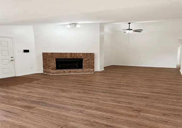 Photo 2 of Condo for sale at 3150 Walnut Bnd Ln #622, Houston, TX 77042 | MLS# 10465199 | Listing updated on 2026-09-06