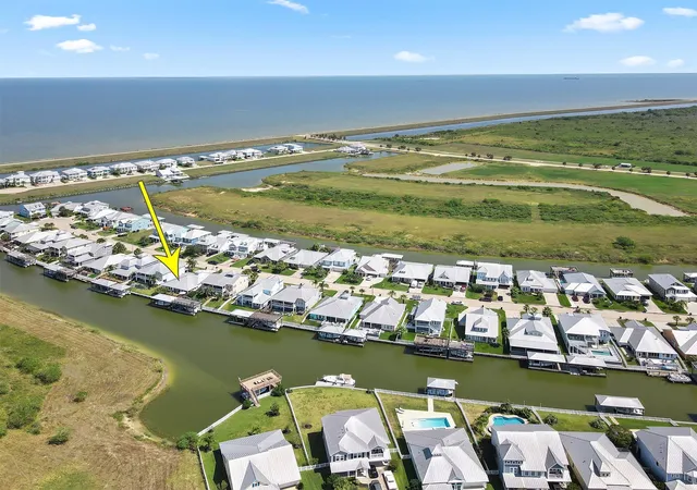 Photo 2 of Single family home for sale at 5418 Brigantine Cay Ct, Texas City, TX 77590 | MLS# 55793346 | Listing updated on 2026-10-07