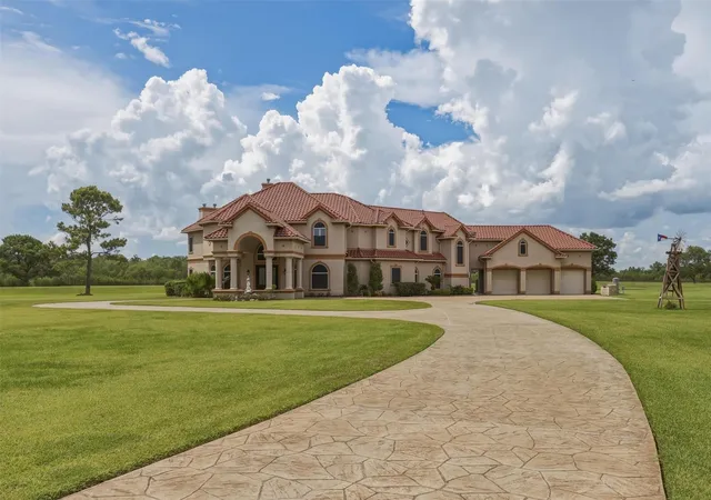 Photo 2 of Mansion for sale at 2702 Drives Dr, Richmond, TX 77406 | MLS# 14593157 | Listing updated on 2026-09-23