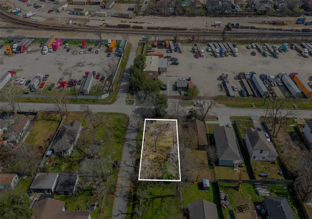 Photo 3 of Land for sale at 2523 Sakowitz St, Houston, TX 77020 | MLS# 10986338 | Listing updated on 2026-08-31