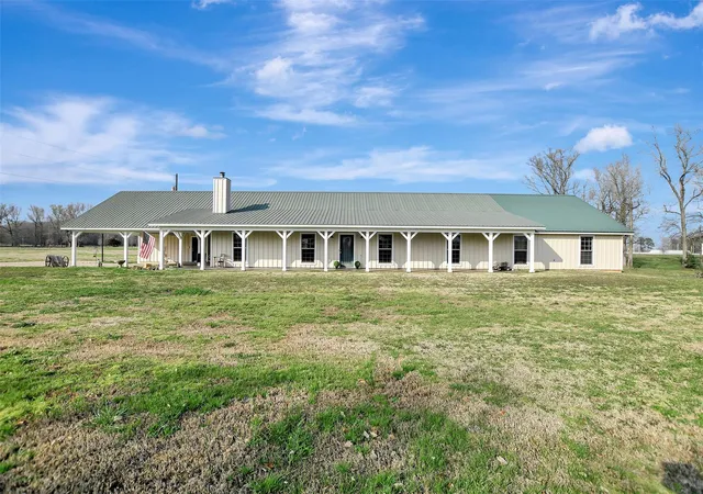 Photo 2 of Single family home for sale at 599 County Rd 295, Garrison, TX 75946 | MLS# 88411827 | Listing updated on 2026-09-11