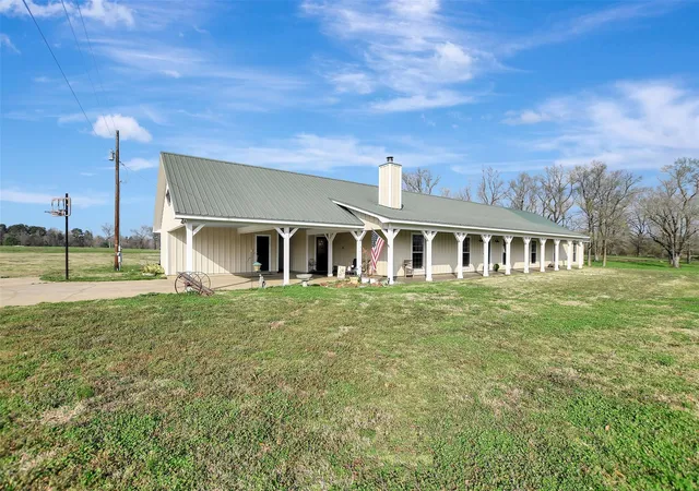 Photo 4 of Single family home for sale at 599 County Rd 295, Garrison, TX 75946 | MLS# 88411827 | Listing updated on 2026-09-11