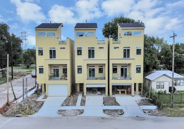 Photo 1 of Single family home for sale at 1703 Orr St, Houston, TX 77009 | MLS# 78551801 | Listing updated on 2026-09-19