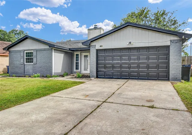 Photo 2 of Single family home for sale at 48 Ranch House Loop, Angleton, TX 77515 | MLS# 61273673 | Listing updated on 2026-09-18